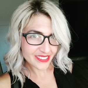 Meet your Posher, Andrea